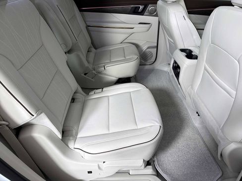 New 2026 Buick Enclave Avenir w/ Super Cruise Package image 15