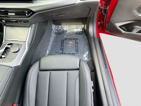 Used 2025 BMW 230i Coupe image 17