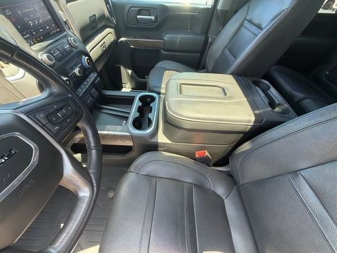 Used 2020 GMC Sierra 3500 Denali w/ Denali Ultimate Package AWD/4WD image 15