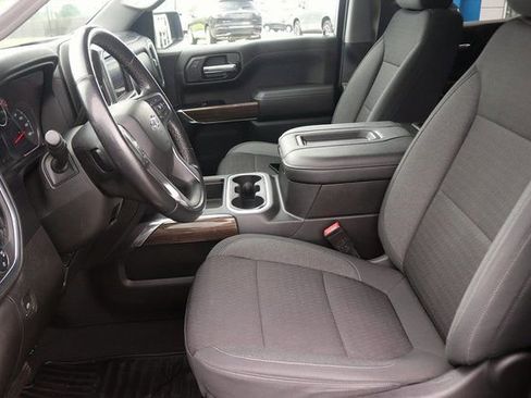 Used 2022 Chevrolet Silverado 1500 RST w/ Convenience Package II image 13