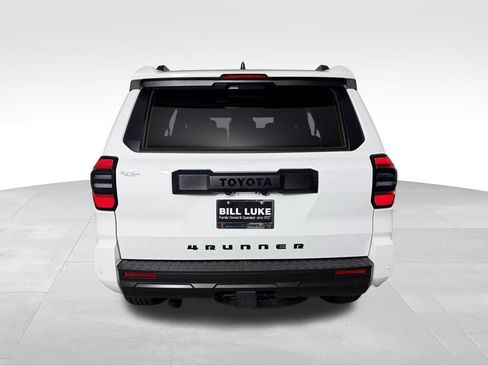 Used 2025 Toyota 4Runner TRD Off-Road Premium w/ Tow Technology Package AWD/4WD image 7