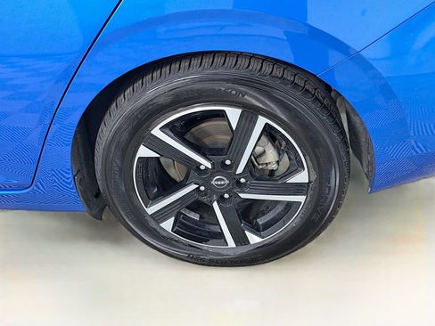 Used 2025 Nissan Sentra SV FWD image 27