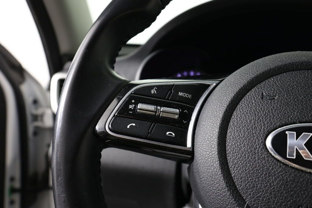 Used 2019 Kia Optima S FWD image 32