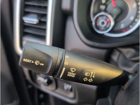 Used 2023 RAM 1500 Big Horn image 29