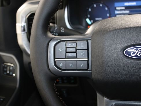 New 2025 Ford F150 Lariat w/ Equipment Group 502A High image 38