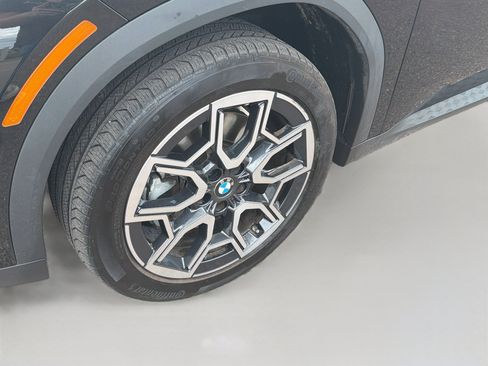 Used 2026 BMW X2 xDrive28i AWD/4WD image 11