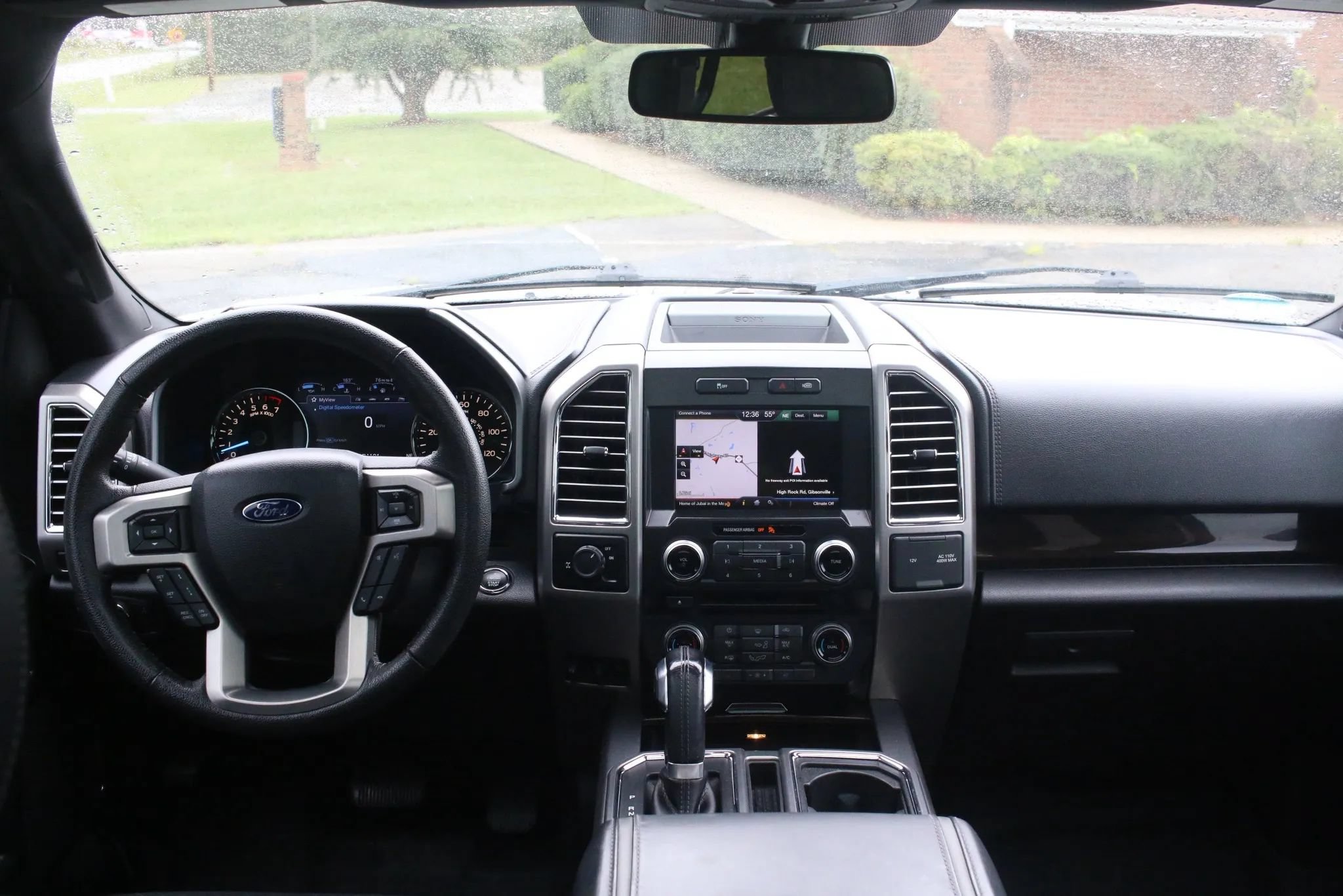 Used 2015 Ford F150 Platinum w/ Equipment Group 701A Luxury RWD image 20