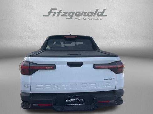 Used 2022 Hyundai Santa Cruz SEL Premium image 6
