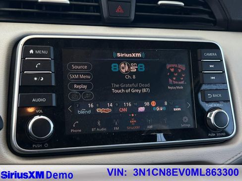 Used 2021 Nissan Versa SV FWD image 30