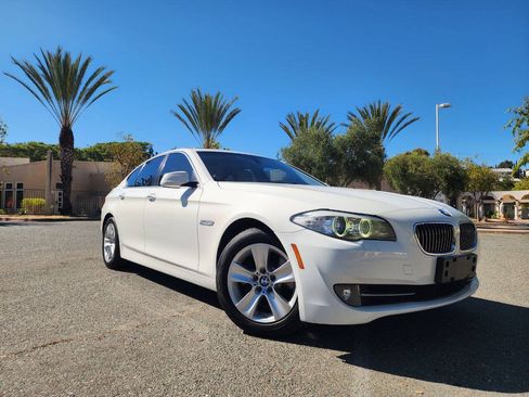 Used 2013 BMW 528i Sedan RWD image 30
