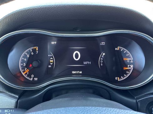 Used 2014 Jeep Grand Cherokee Limited AWD/4WD image 10