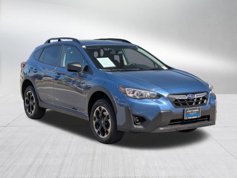 Used 2023 Subaru Crosstrek 2.0i image 7