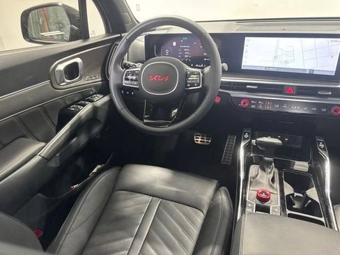 Used 2025 Kia Sorento SX Prestige AWD/4WD image 21