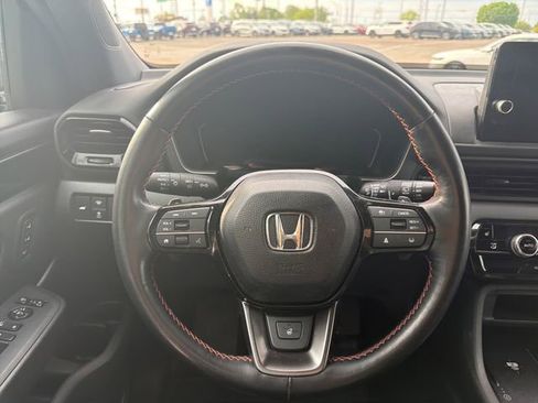 Certified 2024 Honda Pilot TrailSport image 18