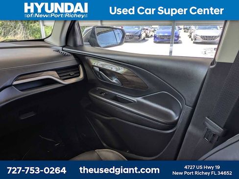 Used 2020 GMC Terrain Denali w/ Denali Premium Package FWD image 20