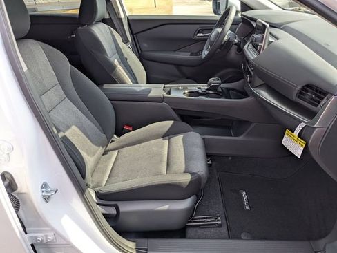New 2026 Nissan Rogue SV w/ Cold Weather Package FWD image 33