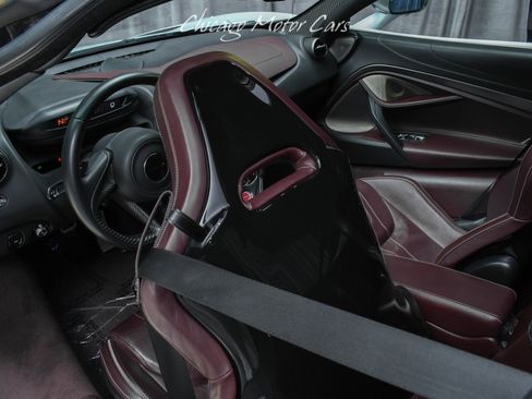 Used 2018 McLaren 720S Luxury RWD image 22