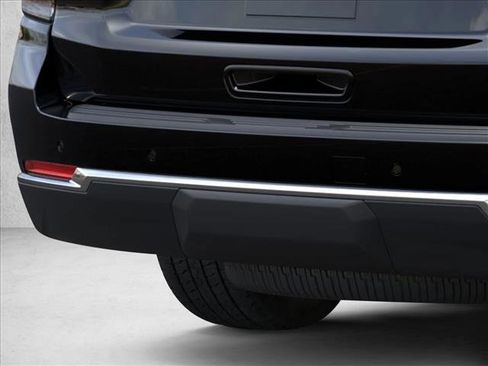New 2026 Chevrolet Suburban LS RWD image 14