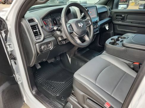 New 2026 RAM 2500 Tradesman AWD/4WD image 10