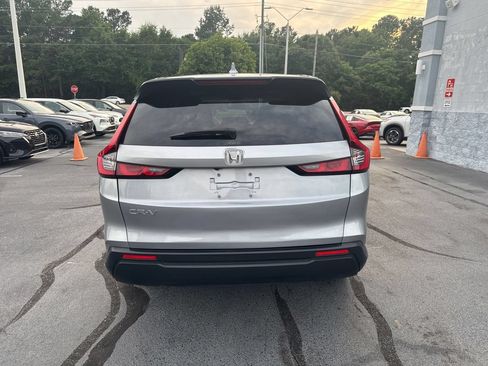 Used 2023 Honda CR-V EX image 6