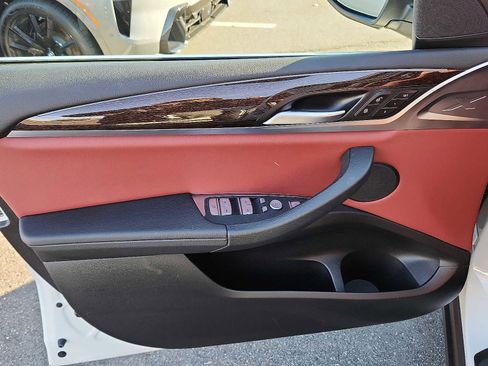 Used 2024 BMW X3 xDrive30i w/ Convenience Package image 12