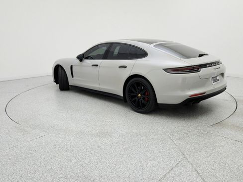 Used 2018 Porsche Panamera 4S image 7