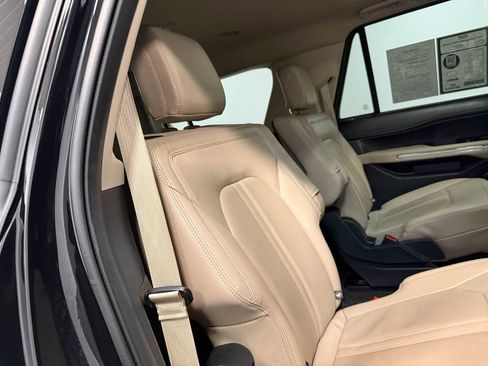 Used 2024 Ford Expedition Max Limited image 67