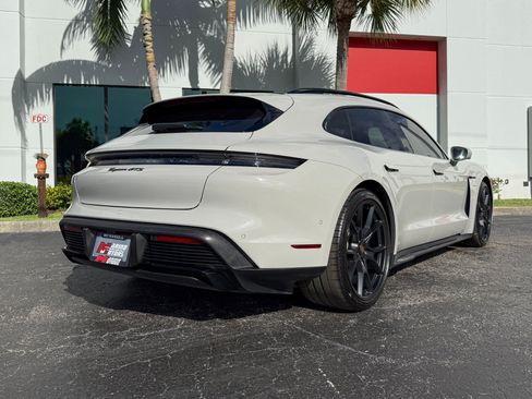Used 2024 Porsche Taycan GTS AWD/4WD image 18