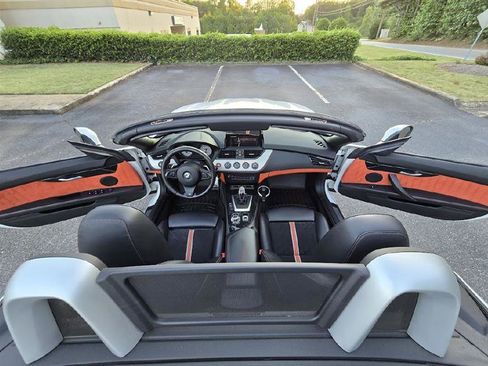Used 2015 BMW Z4 sDrive35is RWD image 27