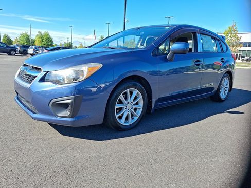 Used 2013 Subaru Impreza 2.0i Premium w/ All-Weather Pkg AWD/4WD image 3