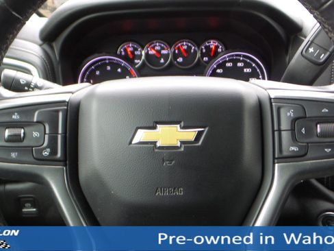 Used 2021 Chevrolet Silverado 2500 LT w/ Convenience Package image 13