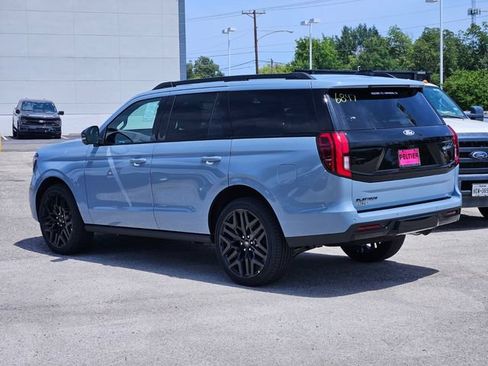 New 2027 Ford Expedition Platinum w/ Stealth Performance Package AWD/4WD image 3