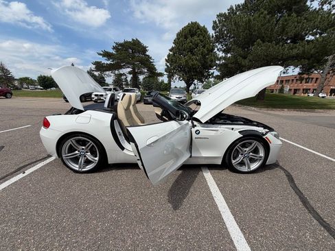 Used 2011 BMW Z4 sDrive35is RWD image 42