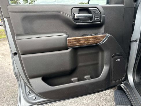 Used 2019 Chevrolet Silverado 1500 High Country image 22