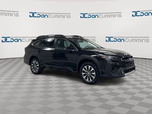 Used 2024 Subaru Outback Limited AWD/4WD image 2