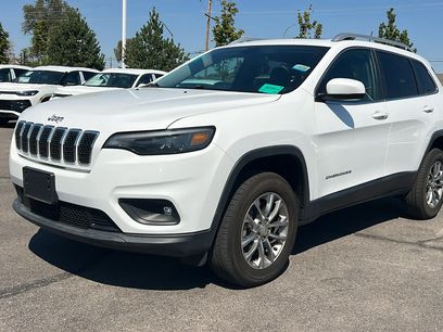 Used 2019 Jeep Cherokee Latitude Plus w/ Comfort/Convenience Group