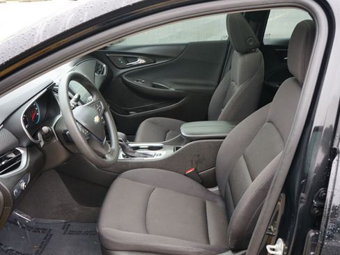 Used 2024 Chevrolet Malibu LT image 15