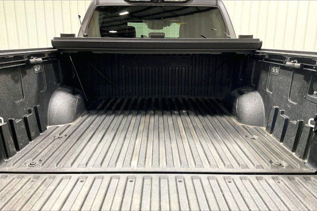 Used 2024 Toyota Tundra Platinum AWD/4WD image 35
