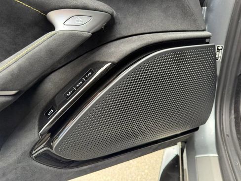 Used 2021 Ferrari Roma RWD image 22