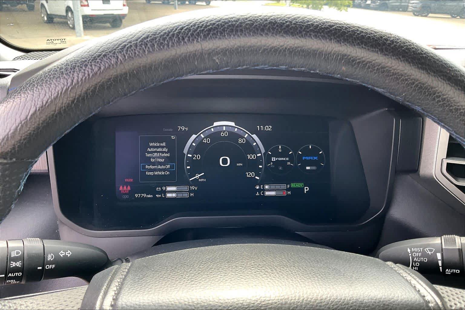 Used 2025 Toyota Tundra Platinum AWD/4WD image 25