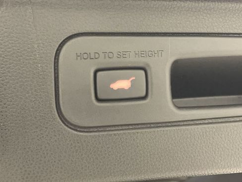Certified 2025 Honda Pilot EX-L image 23