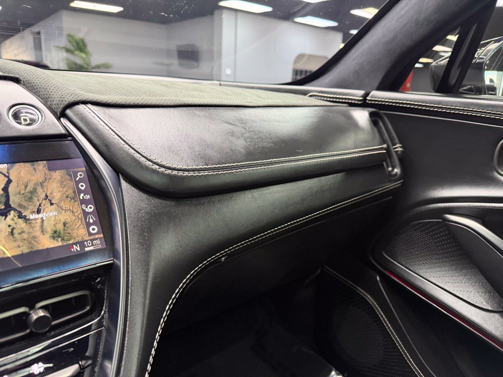 Used 2021 Aston Martin DBX AWD/4WD image 25