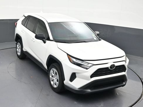 Used 2023 Toyota RAV4 LE FWD image 16