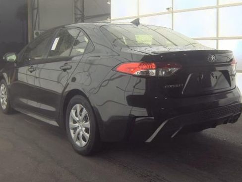 Used 2021 Toyota Corolla SE image 5