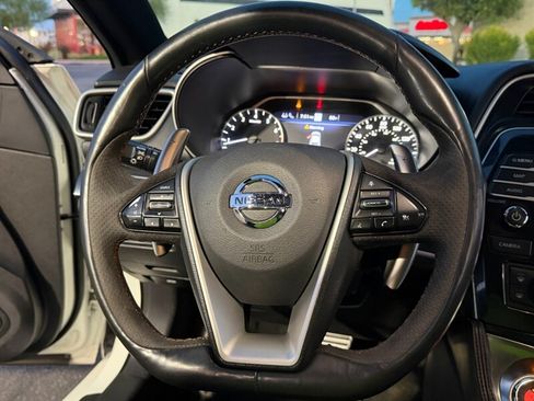 Used 2019 Nissan Maxima SR w/ Premium Package FWD image 31