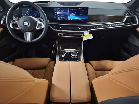 Used 2026 BMW X5 xDrive40i w/ M Sport Package AWD/4WD image 8