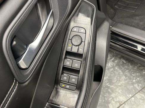 Used 2023 Nissan Rogue SV w/ SV Premium B Package AWD/4WD image 8