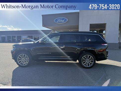 New 2025 Jeep Grand Cherokee L Summit image 2