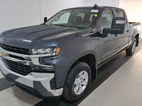 Used 2021 Chevrolet Silverado 1500 LT AWD/4WD image 2