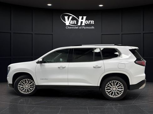 Used 2024 GMC Acadia Denali AWD/4WD image 4